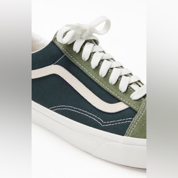 NIB Vans Old Skool - Picture 4 of 13
